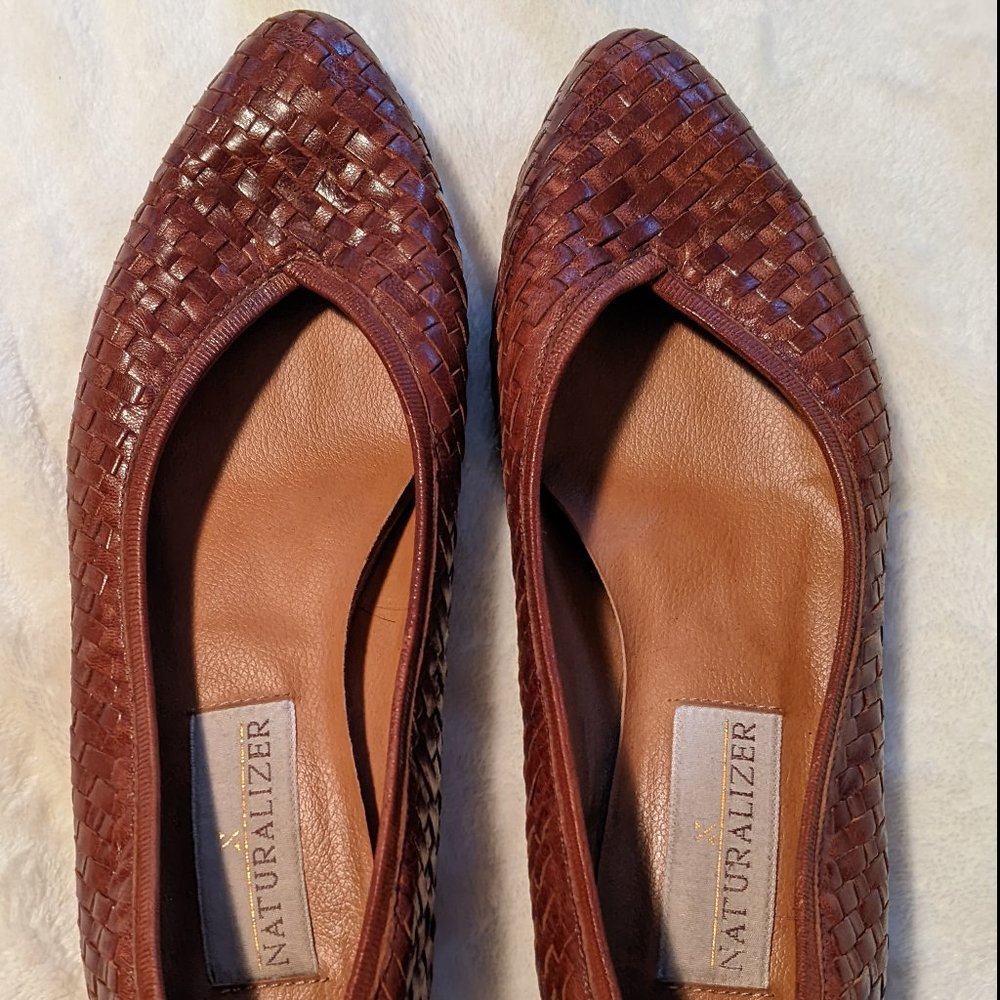 Naturalizer Brown Woven Leather Slip-On Low Heel US 7
